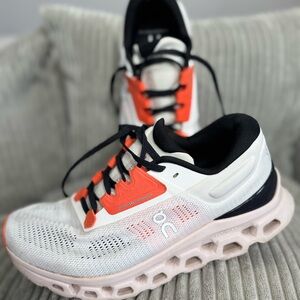 On Running Cloudstratus 3 White and Orange Sneakers